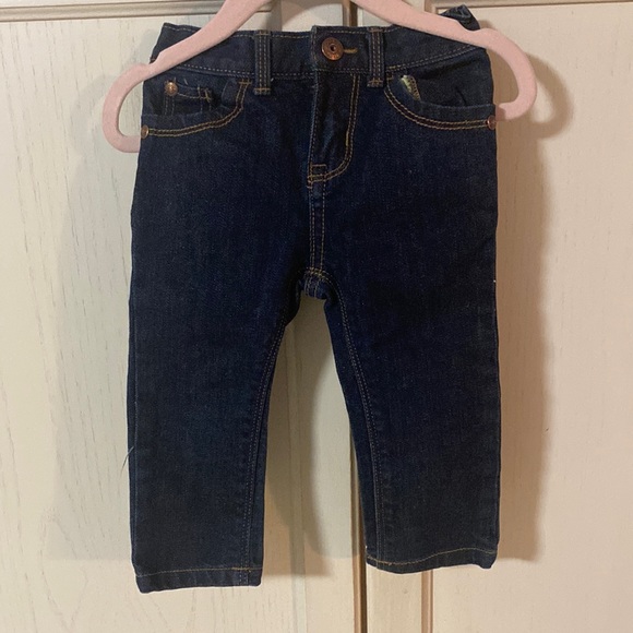 OshKosh B'gosh Other - 🐠 4 for $12 🐠Oshkosh skinny jeans for a baby girl in size 12 months